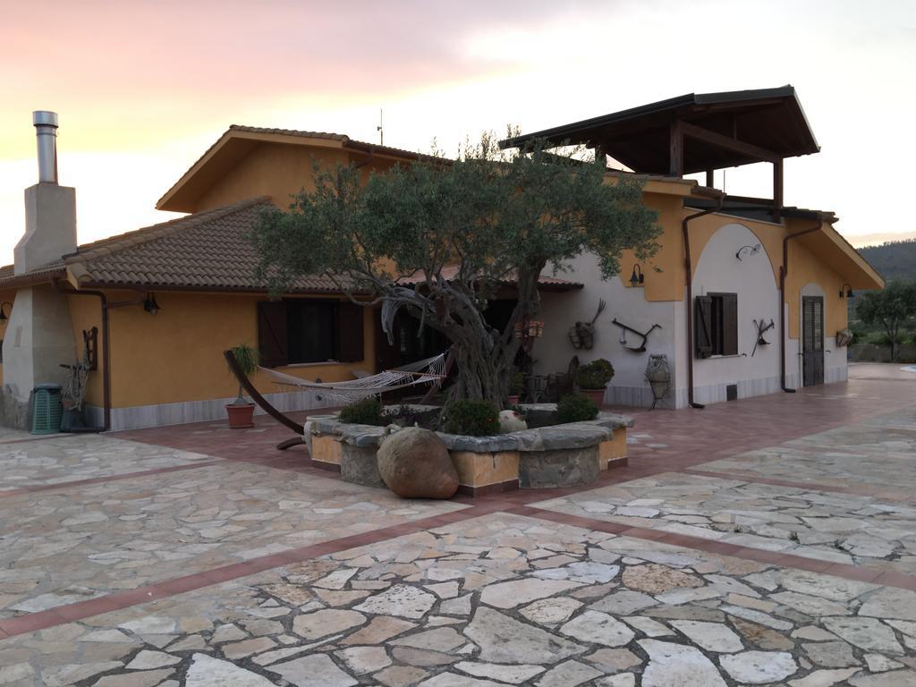 Agriturismo Tenuta San Giovanni Casale Leto SantʼAngelo Muxaro Exterior foto