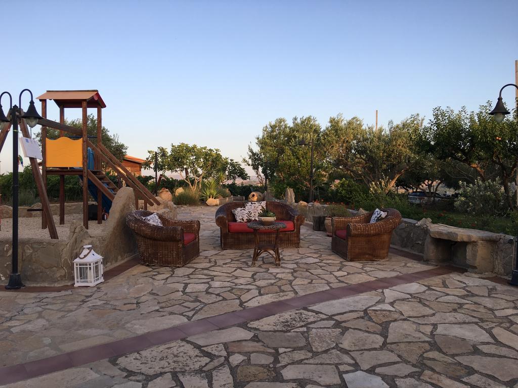 Agriturismo Tenuta San Giovanni Casale Leto SantʼAngelo Muxaro Exterior foto